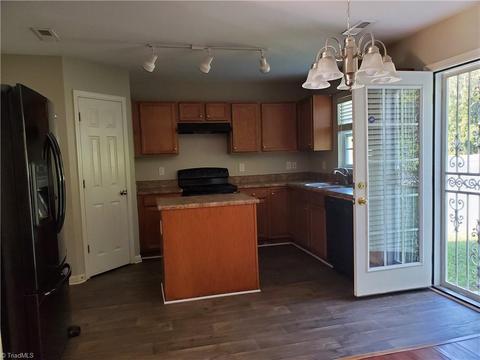 5184 Switchback Dr, High Point, NC 27265 photo 7