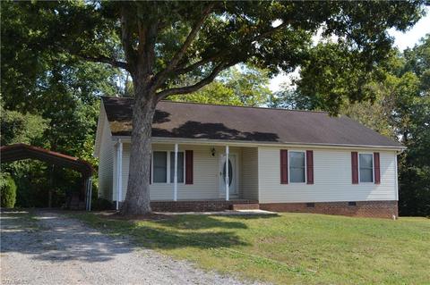 505 Summit St, Madison, NC 27025 photo 17