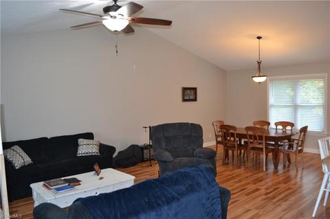 505 Summit St, Madison, NC 27025 photo 14