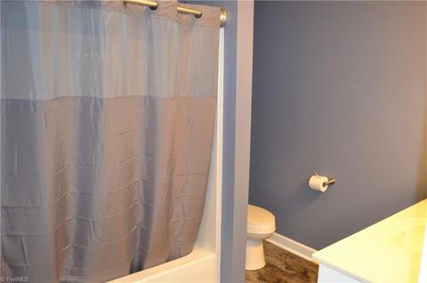 505 Summit St, Madison, NC 27025 photo 12