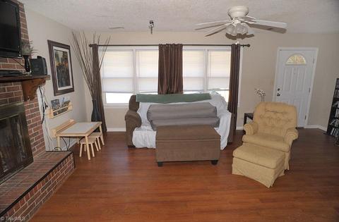 606 2nd St, Spencer, NC 28159 photo 3