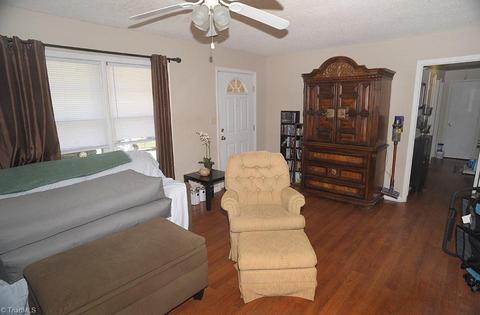 606 2nd St, Spencer, NC 28159 photo 2