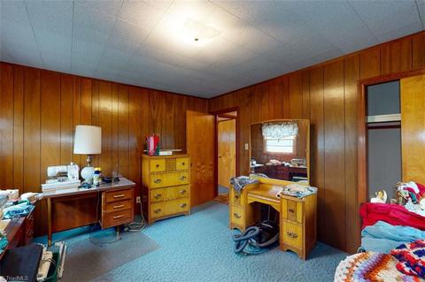 1592 County Line Rd, Harmony, NC 28634 photo 37