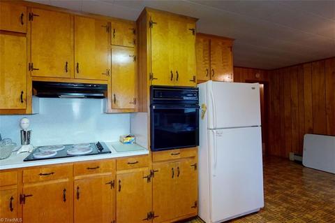 1592 County Line Rd, Harmony, NC 28634 photo 26