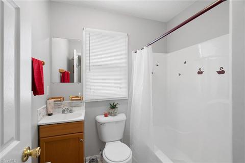 722 Paramount St, High Point, NC 27260 photo 17