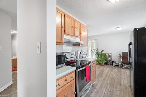 722 Paramount St, High Point, NC 27260 photo 14