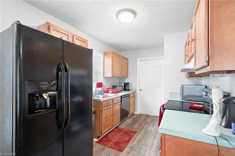 722 Paramount St, High Point, NC 27260 photo 11