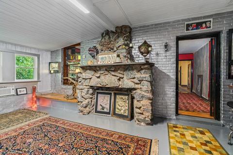 215 E Parkway Ave, High Point, NC 27262 photo 14