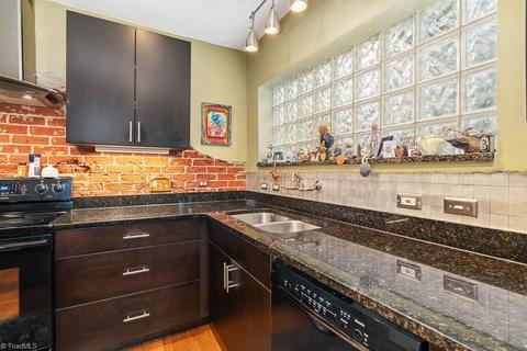 215 E Parkway Ave, High Point, NC 27262 photo 8