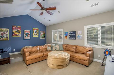 305 Cascade Dr, High Point, NC 27265 photo 42