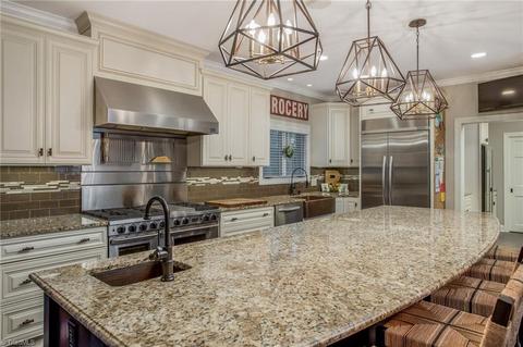 305 Cascade Dr, High Point, NC 27265 photo 14