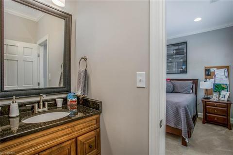 305 Cascade Dr, High Point, NC 27265 photo 39