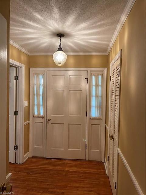3214 Pine Needles Rd, High Point, NC 27265 photo 2