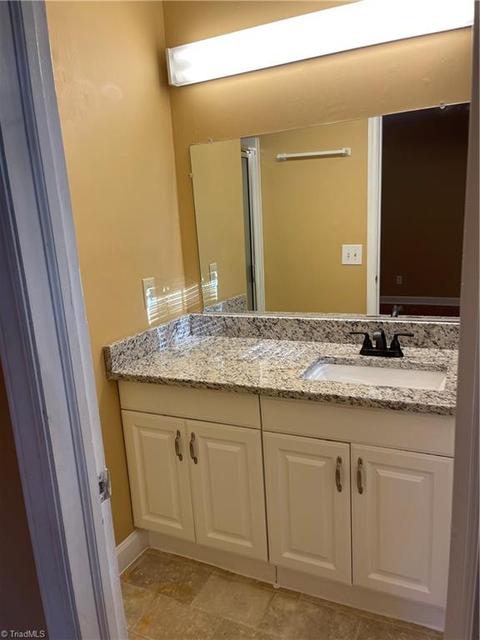 3214 Pine Needles Rd, High Point, NC 27265 photo 11