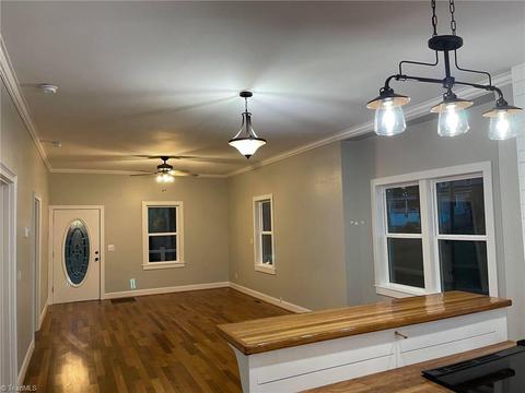 123 E Spring St, Elkin, NC 28621 photo 24