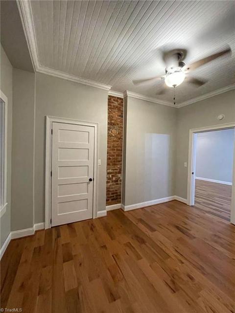 123 E Spring St, Elkin, NC 28621 photo 13