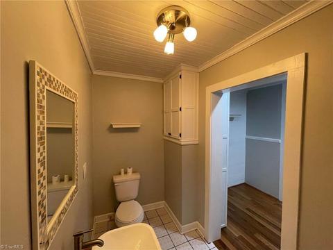 123 E Spring St, Elkin, NC 28621 photo 22