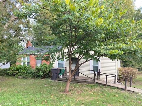 3000 Oakcrest Ave, High Point, NC 27260 photo 1