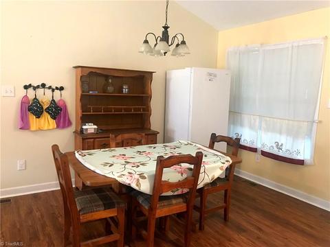 150 Windmill Ct, Harmony, NC 28634 photo 6