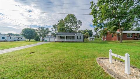 105 Mohawk Dr, King, NC 27021 photo 2