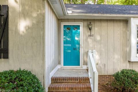 1017 Oakview Rd, High Point, NC 27265 photo 2