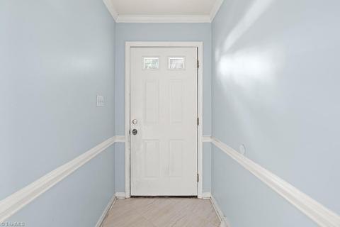 1017 Oakview Rd, High Point, NC 27265 photo 3