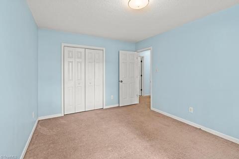 1017 Oakview Rd, High Point, NC 27265 photo 13