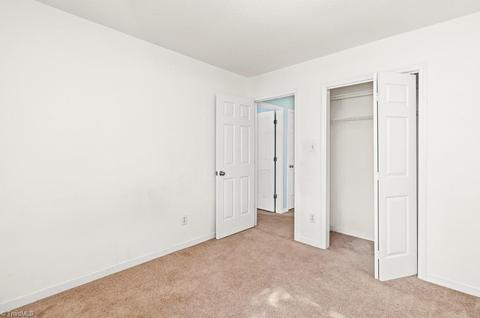 1017 Oakview Rd, High Point, NC 27265 photo 16