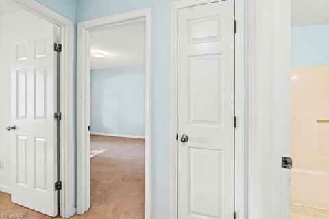 1017 Oakview Rd, High Point, NC 27265 photo 14