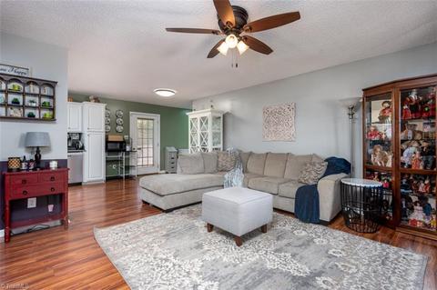 4357 Huntington Dr, Trinity, NC 27370 photo 5