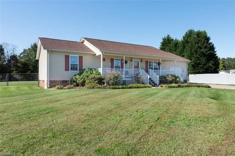 4357 Huntington Dr, Trinity, NC 27370 photo 2
