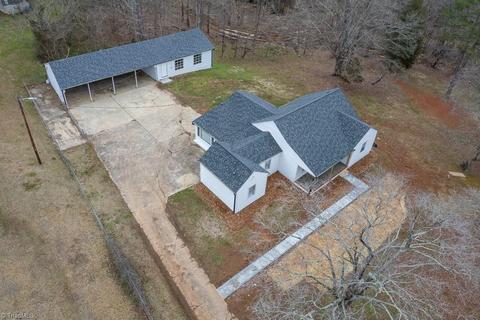 4406 Meadowbrook Dr, Trinity, NC 27370 photo 2