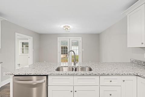 4406 Meadowbrook Dr, Trinity, NC 27370 photo 9