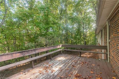 536 Farmbrook Rd, Mount Airy, NC 27030 photo 18