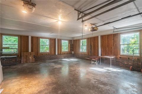 536 Farmbrook Rd, Mount Airy, NC 27030 photo 12