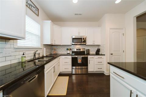 4542 River Gate Dr, Clemmons, NC 27012 photo 8