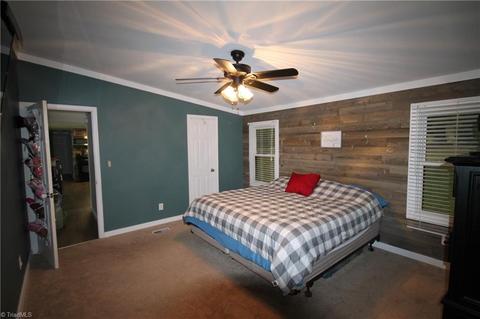 1165 Pine Tree Dr, Pinnacle, NC 27043 photo 14