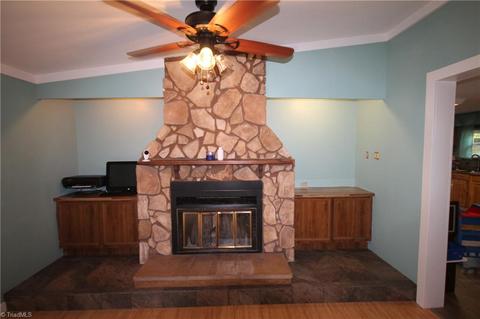 1165 Pine Tree Dr, Pinnacle, NC 27043 photo 6