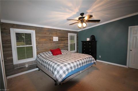1165 Pine Tree Dr, Pinnacle, NC 27043 photo 13