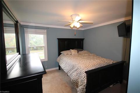 1165 Pine Tree Dr, Pinnacle, NC 27043 photo 21