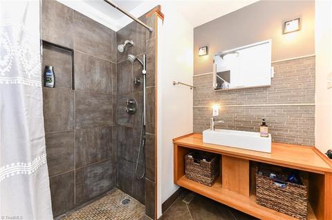 414 Rockspring Rd, High Point, NC 27262 photo 18