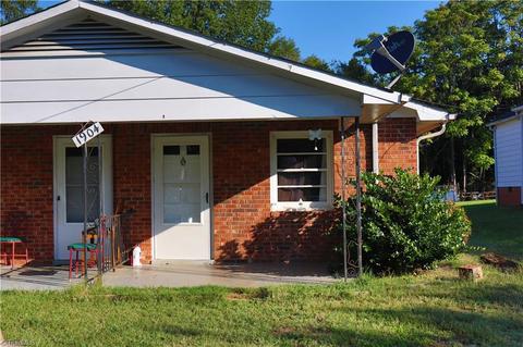 1904 Eugene St, High Point, NC 27260 photo 4