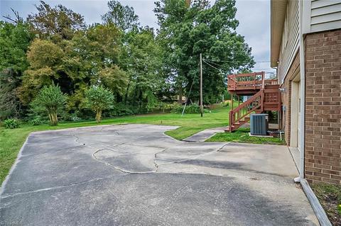 604 Oakview Rd, High Point, NC 27265 photo 16