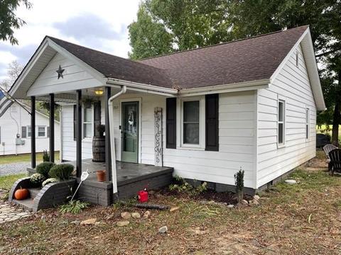 1513 Pine Hall Rd, Pine Hall, NC 27042 photo 3