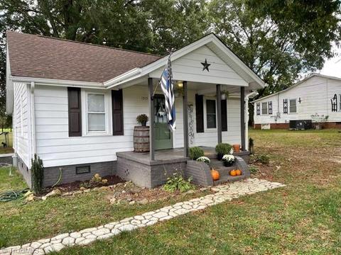 1513 Pine Hall Rd, Pine Hall, NC 27042 photo 2