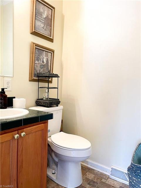 415 Marshall Johnson Rd, Pilot Mountain, NC 27041 photo 25