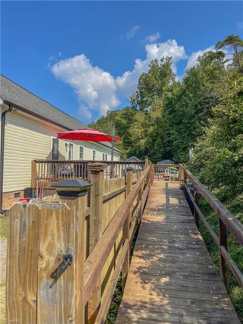 415 Marshall Johnson Rd, Pilot Mountain, NC 27041 photo 39