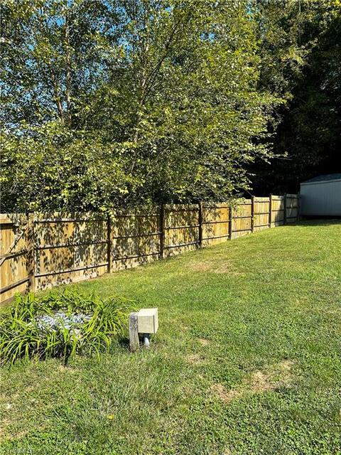 415 Marshall Johnson Rd, Pilot Mountain, NC 27041 photo 50