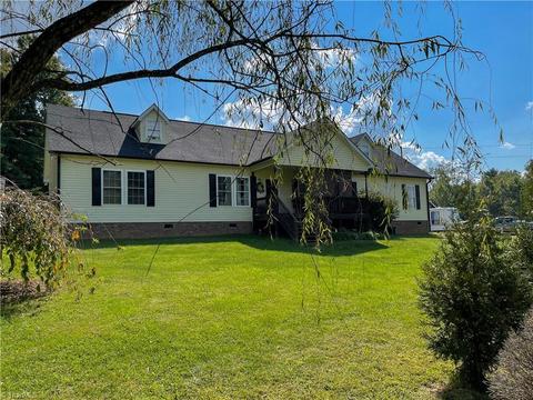 415 Marshall Johnson Rd, Pilot Mountain, NC 27041 photo 1