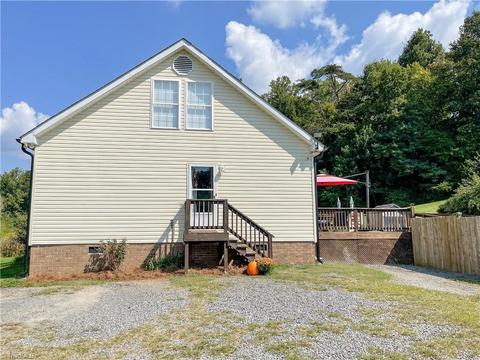 415 Marshall Johnson Rd, Pilot Mountain, NC 27041 photo 46